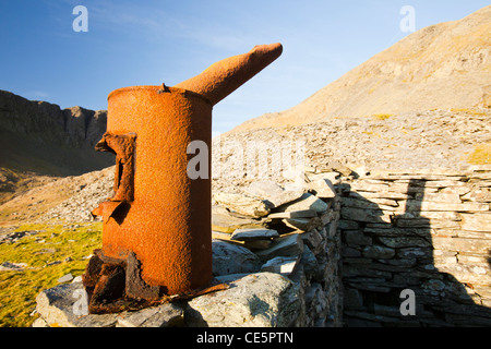 Ancienne carrière d'ardoise fonctionnement du côté de Coniston le vieil homme dans le Lake District, UK, Banque D'Images