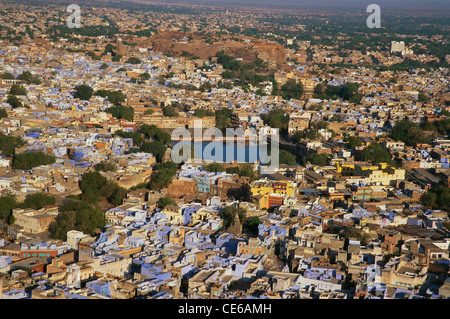 Vue aérienne de la ville de Jodhpur Rajasthan ; maisons bleu ; Inde Banque D'Images