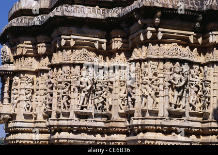 Temple Surya Sun ; Temple Ranakpur Jain ; Chaturmukha Dharana Vihara ; Ranakpur ; Sadri ; Pali ; Rajasthan ; Inde ; Asie Banque D'Images