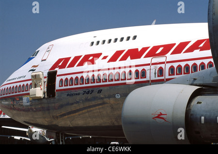 Boeing 747 d'Air India d'artisanat de l'air stationnée sur le tarmac de l'aéroport Sahar Bombay Mumbai maharashtra Inde Banque D'Images