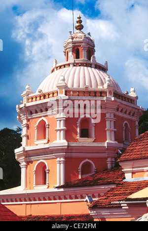 Dôme du temple de Mahalaxmi ; goa ; inde ; asie Banque D'Images