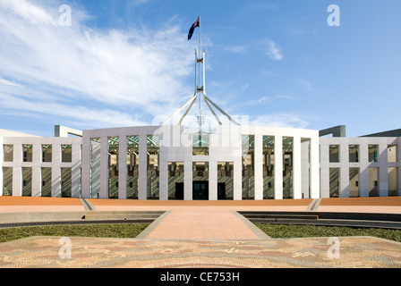 La façade de l'édifice du Parlement fédéral, Canberra, Territoire de la capitale australienne, Australie Banque D'Images