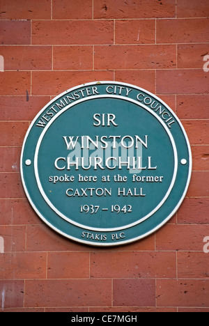 Le conseil municipal de Westminster le marquage de la plaque les discours de Winston Churchill à l'ex-caxton Hall, Londres, Angleterre Banque D'Images