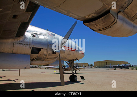 Une Trans World Airlines L-1049 Constellation au Pima Air Museum Banque D'Images