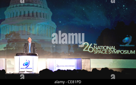 Secrétaire adjoint de la défense, William j. Lynn iii parle lors de la 2010 National Space Symposium de Colorado Springs, Colo.., 14 avril 2010. Banque D'Images