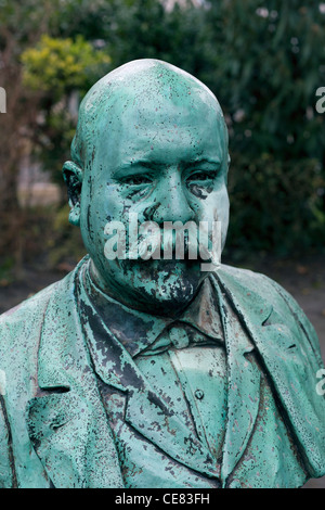 Sculpture en bronze à Pantin Cimetière, au nord-est de la banlieue de Paris, France Banque D'Images