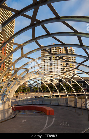 Webb Bridge à Melbourne Docklands Banque D'Images