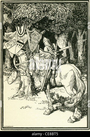 Sir Lancelot hits bas du bassin de fer au pied de l'arbre sur lequel hung boucliers de frères Chevaliers, emprisonné par Sir Turquaine. Banque D'Images