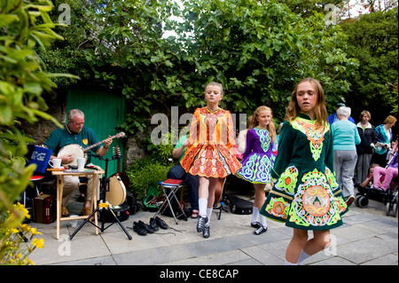 La danse irlandaise, le Glenveagh, comté de Donegal, Irlande Banque D'Images