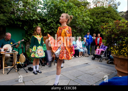 La danse irlandaise, le Glenveagh, comté de Donegal, Irlande Banque D'Images