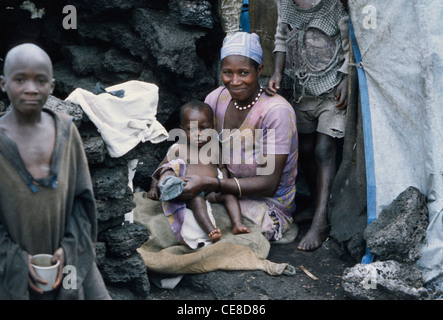 Les réfugiés hutus rwandais dans un camp de l'ONU à Goma, République démocratique du Congo, l'Afrique Banque D'Images