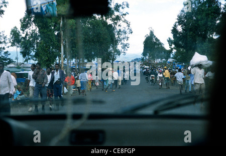 Camp de réfugiés à Goma, République démocratique du Congo en 1995. Zone utilisée pour loger des Hutus rwandais fuyant la guerre civile au Rwanda. Banque D'Images