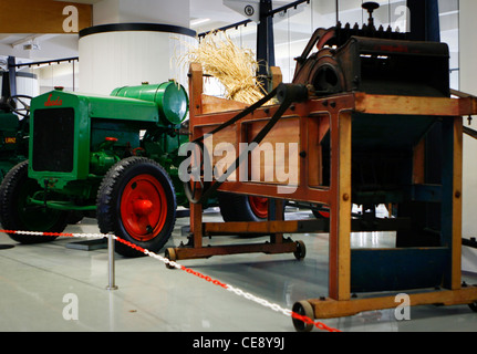 Prague, Musée national de l'Agriculture (NZM), tracteur Å koda, signe (CTK Photo/Marketa Hofmanova) Banque D'Images