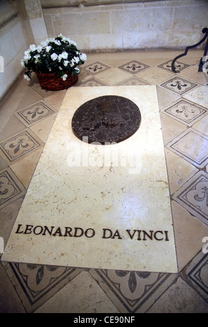 La tombe de Léonard de Vinci dans la Chapelle Saint-Hubert Amboise France Banque D'Images