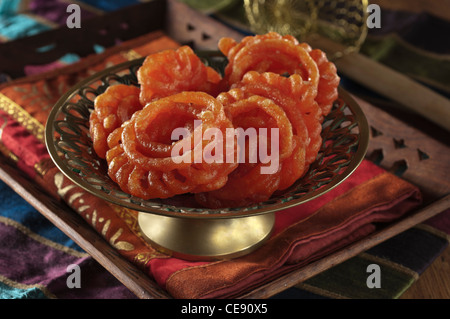 Jalebi dessert sucré ou de l'Inde Asie Banque D'Images