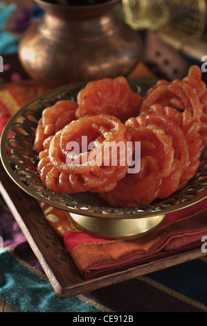 Jalebi dessert sucré ou de l'Inde Asie Banque D'Images