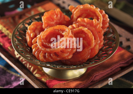 Jalebi dessert sucré ou de l'Inde Asie Banque D'Images