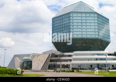 Édifice de la Bibliothèque nationale à Minsk, Bélarus Banque D'Images