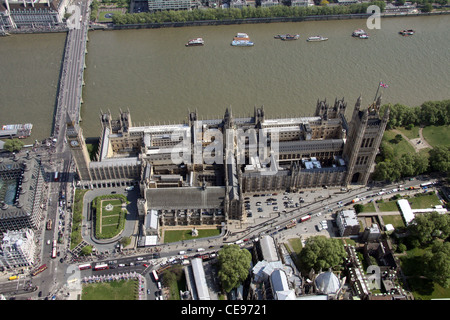 Image aérienne des Chambres du Parlement, Londres SW1 Banque D'Images