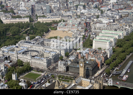 Image aérienne de Big Ben jusqu'à Whitehall, Londres SW1 Banque D'Images