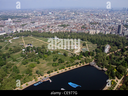 Vue aérienne de Hyde Park à Londres, Royaume-Uni prise de la route aérienne South Carriage Banque D'Images