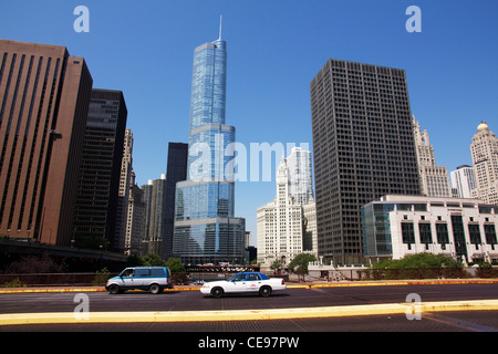 Trump Tower Chicago de la Columbus Boulevard Pont. Banque D'Images