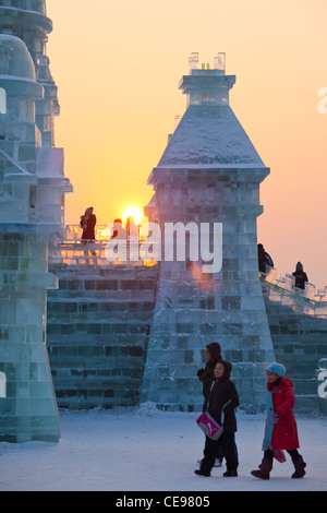 Sculptures de glace à la neige et de la glace de Harbin Festival, Janvier 2012 Banque D'Images