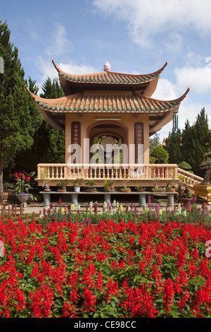 Tour du tambour cérémonial Temple Trúc Lâm Dalat Banque D'Images