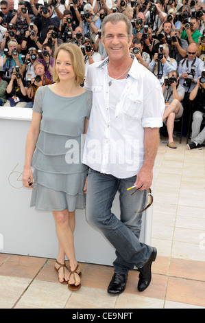 Jodie Foster et Mel Gibson poser lors d'un appel à la photo de Castor à la 64e festival international du film, à Cannes. Banque D'Images