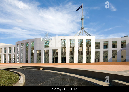 La façade de l'édifice du Parlement fédéral, Canberra, Territoire de la capitale australienne, Australie Banque D'Images