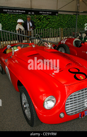 1950 Ferrari 166 MM Barchetta dans le paddock au Goodwood Revival meeting 2011, Sussex, UK. Banque D'Images