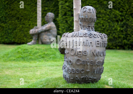 Les oeuvres d'art par l'artiste espagnol Jaume Plensa au Yorkshire Sculpture Park. Banque D'Images