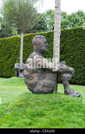 Les oeuvres d'art par l'artiste espagnol Jaume Plensa au Yorkshire Sculpture Park. Banque D'Images