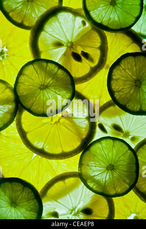 Tranches de citrons, oranges et citrons verts, Banque D'Images