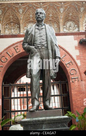 Henry Flagler statue en face de Flagler College, St Augustine, Florida, United States, USA, Amérique du Nord Banque D'Images