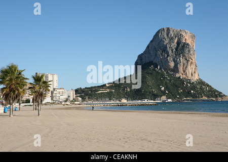 Le Penon de lfach près de Calpe, Costa Blanca, Espagne Banque D'Images