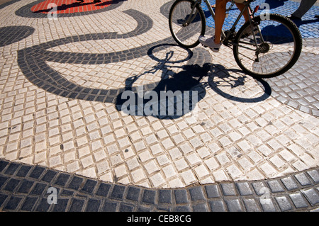 Le travail de l'art célèbre mosaïque de carreaux sur La Rambla allée piétonnière Barcelone Espagne Europe Banque D'Images