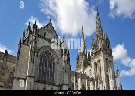 Le Quartier Gothique cathédrale de Quimper / cathédrale Saint-Corentin de Quimper, Finistère, Bretagne, France Banque D'Images
