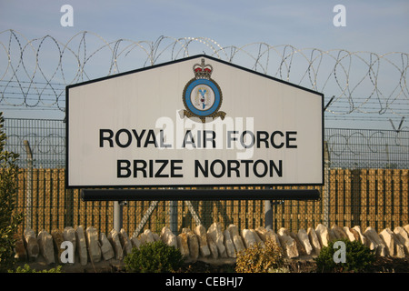 ROYAL AIR FORCE RAF Brize Norton Banque D'Images