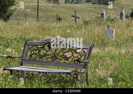 Cimetière amérindien Oglala tribu Sioux Pine Ridge South Dakota aux États-Unis Amérique des États-Unis paysage rural paysage religieux personne horizontal haute résolution Banque D'Images