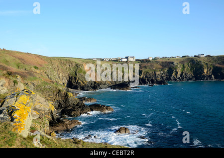 Le Housel Bay sur la péninsule de Lizard à Cornwall, UK Banque D'Images