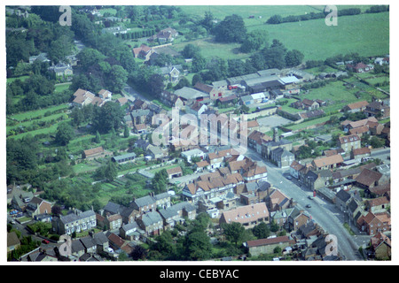 Vue aérienne oblique de l'village troglodyte dans l'East Yorkshire, à north east, prises d'une hauteur d'environ 1500ft Banque D'Images