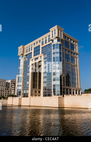 L'hôtel de région, siège de bureaux administratifs, Antigone, 1979-1983, par l'architecte Ricard Bofill, Montpellier, France Banque D'Images