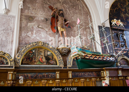 Intérieur richement décoré de la Cour d'Artus à Gdansk, Pologne Banque D'Images