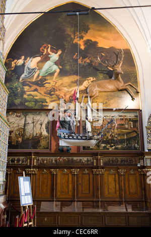 Intérieur richement décoré de la Cour d'Artus à Gdansk, Pologne Banque D'Images