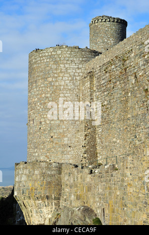 Le coin sud-ouest du château de Harlech, Gwynedd, Pays de Galles, Royaume-Uni dans winter sunshine Banque D'Images