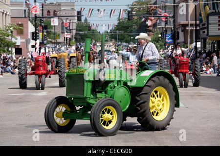 Défilé dans le centre-ville de Cheyenne (Wyoming), au cours de la célébration annuelle des Frontier Days. Banque D'Images