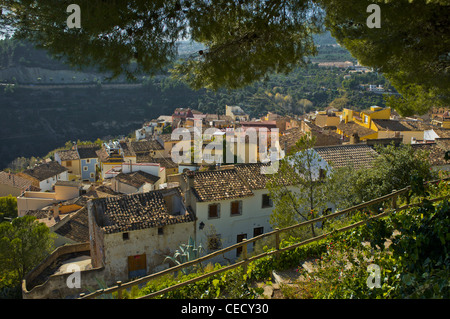 Le village de Polop, nichée dans les montagnes de la Costa Blanca photo par Brian Hickey Banque D'Images