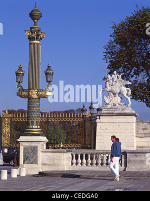 Entrée du Jardin des Tuileries, Paris, Île-de-France, France Banque D'Images