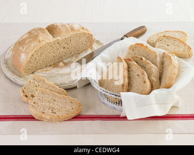 Pain au levain, tranchés Banque D'Images